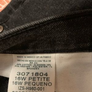 Lee black. Jeans worn very little